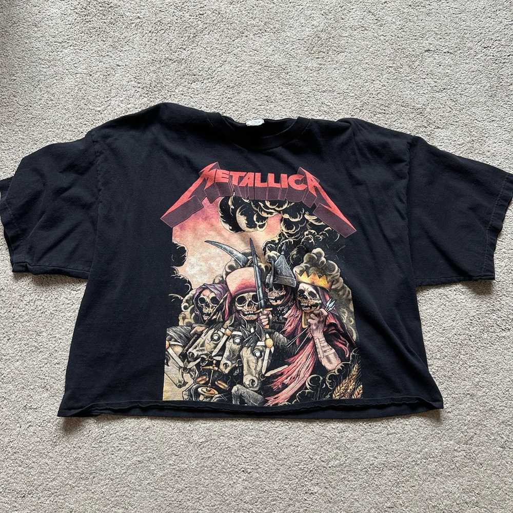Metallica oversized cropped tee